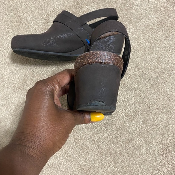 Hocus Pocus Wedges - Picture 2 of 6